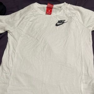 White Nike shirt in large